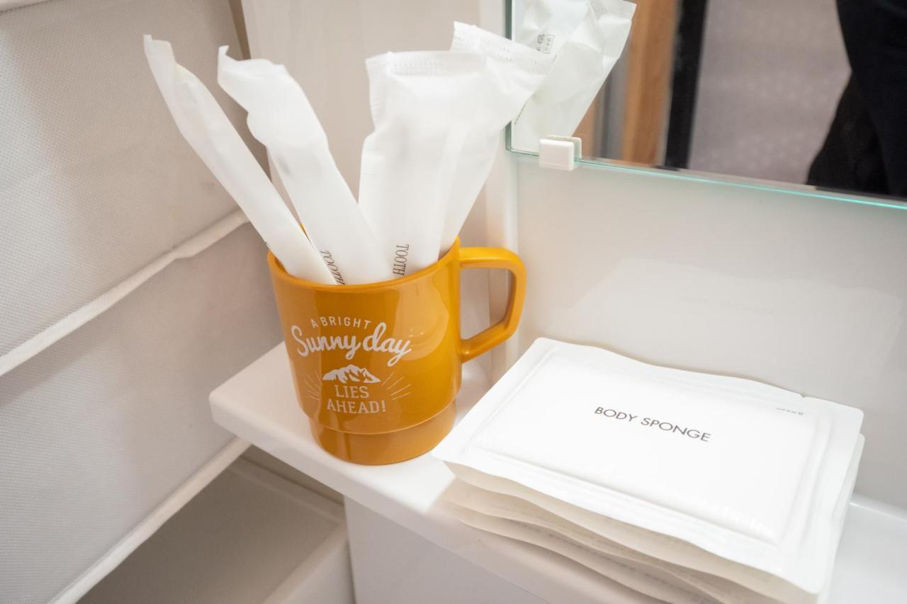 Guesthouse Oneworld Shijo四条京町屋 Kyoto Exteriör bild