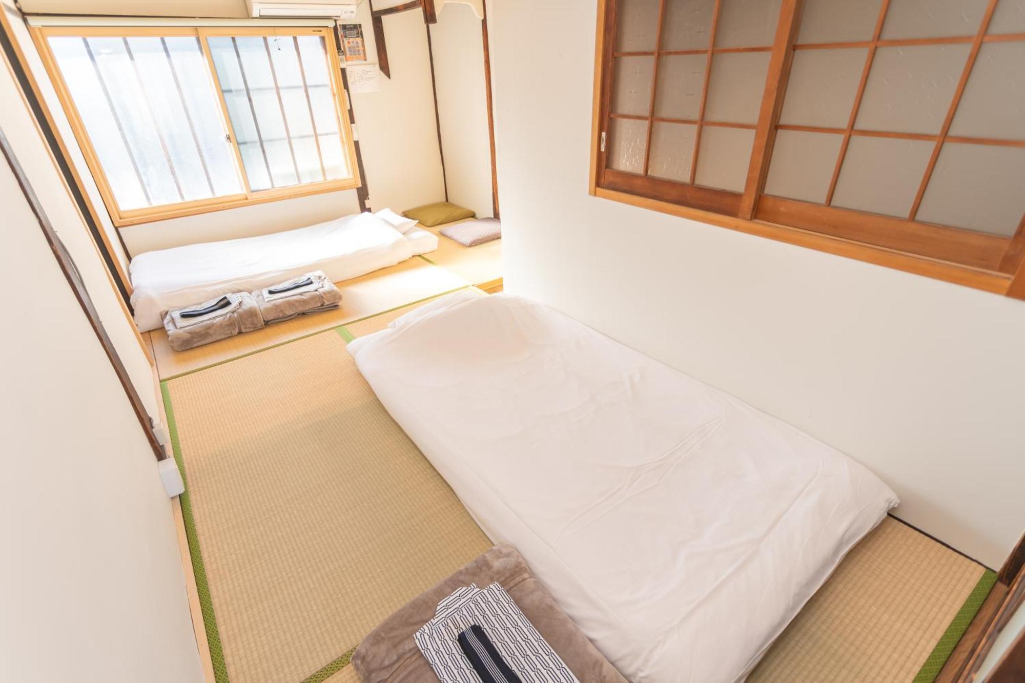 Guesthouse Oneworld Shijo四条京町屋 Kyoto Exteriör bild