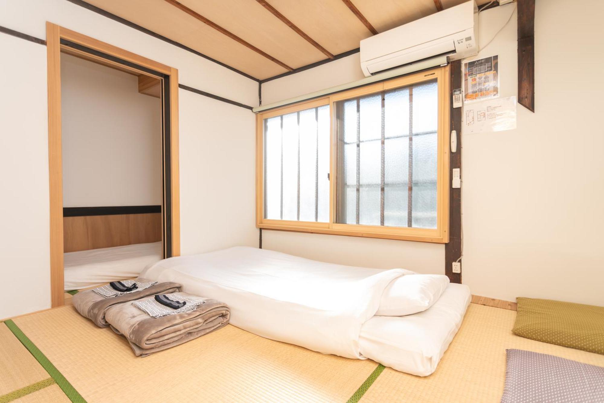 Guesthouse Oneworld Shijo四条京町屋 Kyoto Exteriör bild